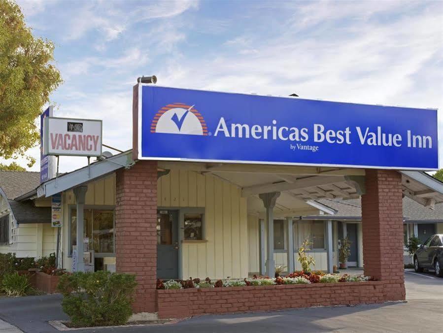 Americas Best Value Inn - Ливърмор Екстериор снимка